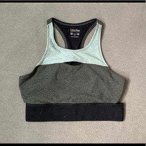 Sports bra